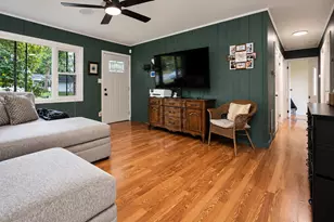 2834 W 38th Ave, Hobart, IN 46342 - Photo 5