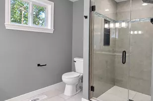 615 Yellowstone Rd, Valparaiso, IN 46385 - Photo 11