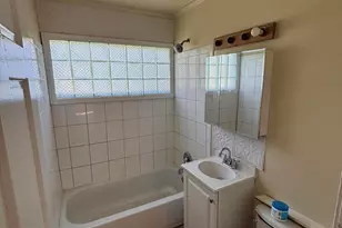 1428 W 45th Ave, Gary, IN 46408 - Photo 15