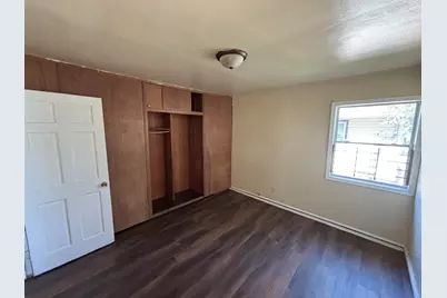 1428 W 45th Avenue, Gary, IN 46408 - Photo 9