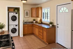 1428 W 45th Ave, Gary, IN 46408 - Photo 7