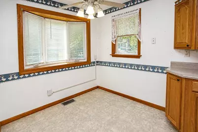 1211 Clay Street, La Porte, IN 46350 - Photo 5