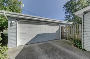 5112 W 77th Ct, Schererville, IN 46375 - Photo 3