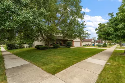 160 Deertrail Drive, Dyer, IN 46311 - Photo 45