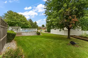 160 Deertrail Dr, Dyer, IN 46311 - Photo 37