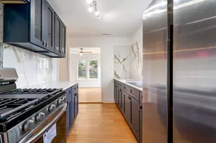 907 Central Ave, Gary, IN 46407 - Photo 7