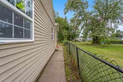 907 Central Avenue, Gary, IN 46407 - Photo 21