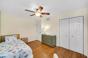 9424 Chestnut Ln, Munster, IN 46321 - Photo 15