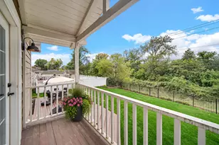 9424 Chestnut Ln, Munster, IN 46321 - Photo 13