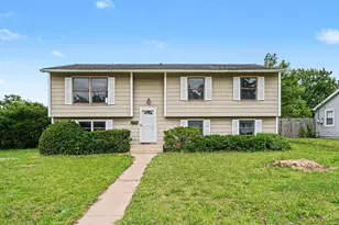 6743 Leland Ave, Hammond, IN 46323 - Photo 1