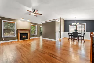 405 Galway Dr, Valparaiso, IN 46385 - Photo 5
