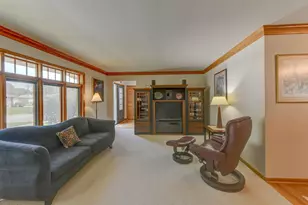 9036 Orchard Dr, Highland, IN 46322 - Photo 5