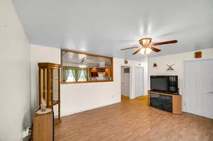 628 Oxbow Rd, Valparaiso, IN 46385 - Photo 3