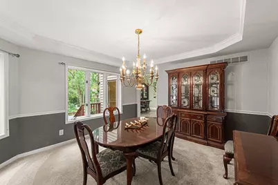 4610 Thornbury Drive W, Valparaiso, IN 46383 - Photo 9