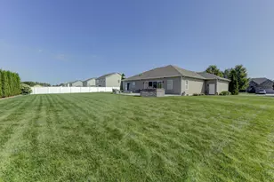 8900 Mallard Ln, Saint John, IN 46373 - Photo 33