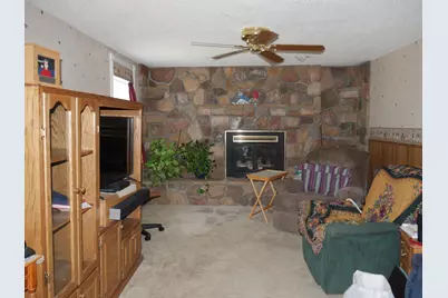 107 E Beaver Street, Morocco, IN 47963 - Photo 17