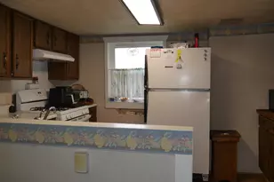 107 E Beaver St, Morocco, IN 47963 - Photo 13