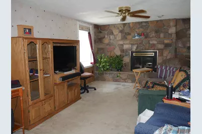 107 E Beaver Street, Morocco, IN 47963 - Photo 5
