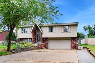 1138 Fran-lin Pkwy, Munster, IN 46321 - Photo 1
