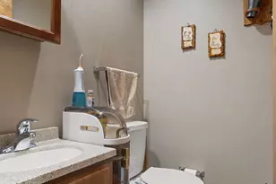 1403 Boca Lago Dr, Valparaiso, IN 46383 - Photo 15