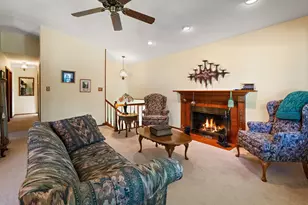 1403 Boca Lago Dr, Valparaiso, IN 46383 - Photo 5