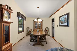 1403 Boca Lago Dr, Valparaiso, IN 46383 - Photo 7