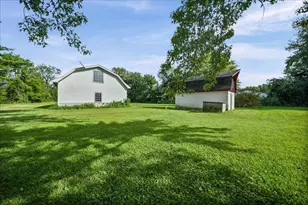 541 N County Line Rd, Hobart, IN 46342 - Photo 31