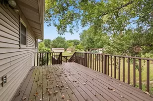 103 W Division Rd, Valparaiso, IN 46385 - Photo 9