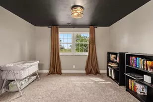 103 W Division Rd, Valparaiso, IN 46385 - Photo 5