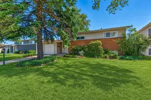 9517 Farmer Dr, Highland, IN 46322 - Photo 1