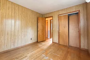 601 W Alice St, Kouts, IN 46347 - Photo 7