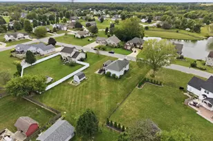 565 Waterford Ln, Valparaiso, IN 46385 - Photo 37
