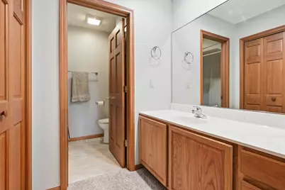 565 Waterford Lane, Valparaiso, IN 46385 - Photo 17