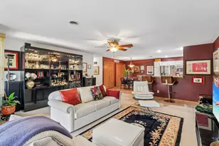 982 Elm Dr, Crown Point, IN 46307 - Photo 9