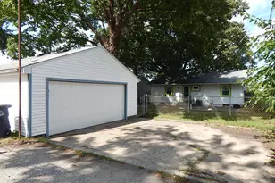 1009 W Coolspring Ave, Michigan City, IN 46360 - Photo 15
