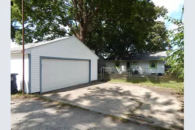 1009 W Coolspring Avenue, Michigan City, IN 46360 - Photo 17