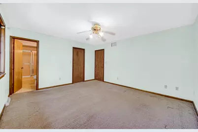 9757 Redbud Road, Munster, IN 46321 - Photo 13
