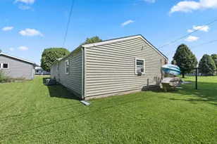 911 Harrison St, Frankton, IN 46044 - Photo 25