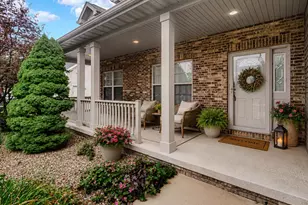 2257 Blarney Stone Dr, Valparaiso, IN 46385 - Photo 3