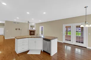 2257 Blarney Stone Dr, Valparaiso, IN 46385 - Photo 19