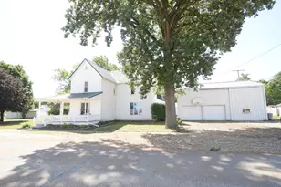105 W South St, Remington, IN 47977 - Photo 1