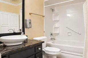 2560 W 61st Ave, Merrillville, IN 46410 - Photo 11