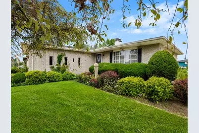 2560 W 61st Avenue, Merrillville, IN 46410 - Photo 1