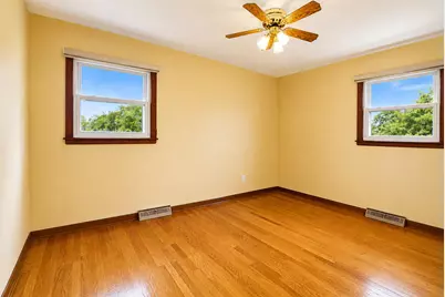 2560 W 61st Avenue, Merrillville, IN 46410 - Photo 15