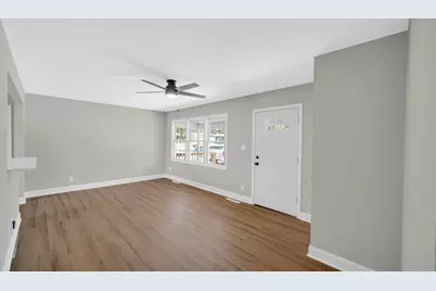 2933 W 38th Place, Hobart, IN 46342 - Photo 7