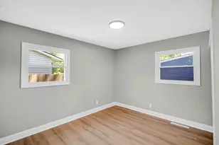 2933 W 38th Pl, Hobart, IN 46342 - Photo 13