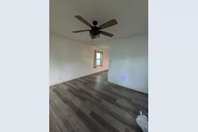 3401 E 21st Avenue, Lake Station, IN 46405 - Photo 7