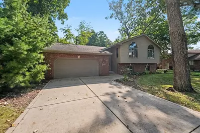 8647 Magnolia Street, Saint John, IN 46373 - Photo 1