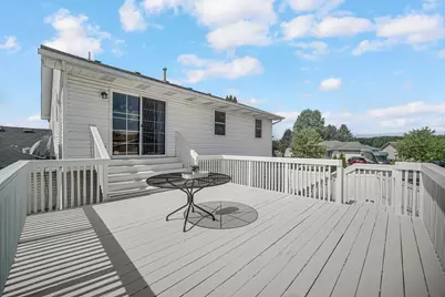 7581 Murrelet Street, Hobart, IN 46342 - Photo 15