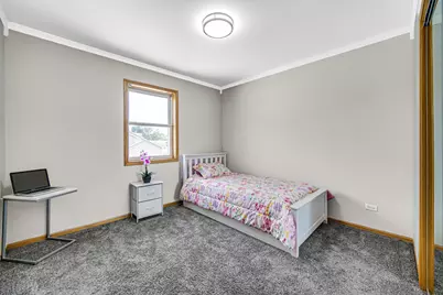 7581 Murrelet Street, Hobart, IN 46342 - Photo 9